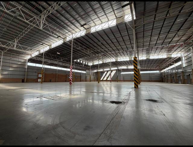 19,532.50M² WAREHOUSE TO LET IN CLAYVILLE
